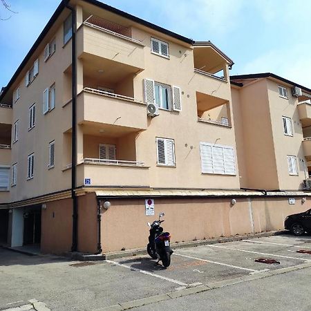 Apartman Izabela 梅杜林 外观 照片